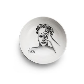 CEREAL / SOUP BOWL - in focus